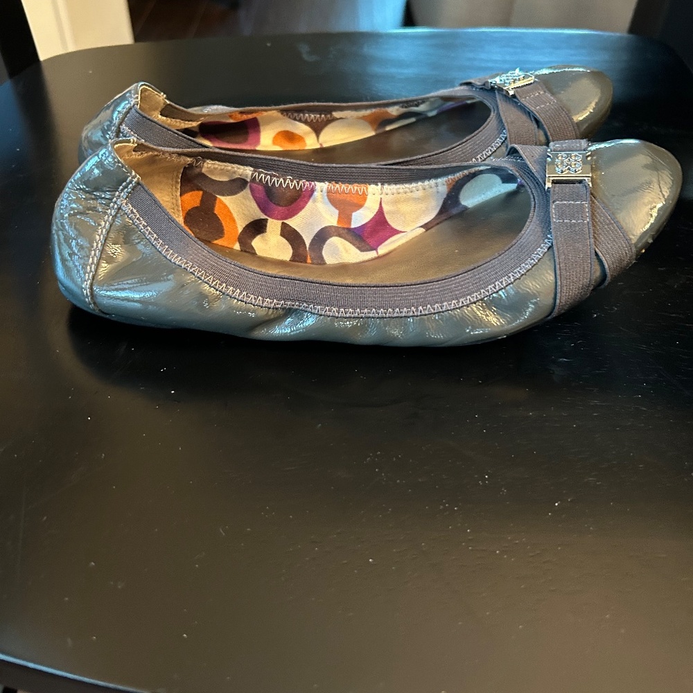 Coach Gray Patent Leather Ballet Flats Size 8 - Picture 6 of 8